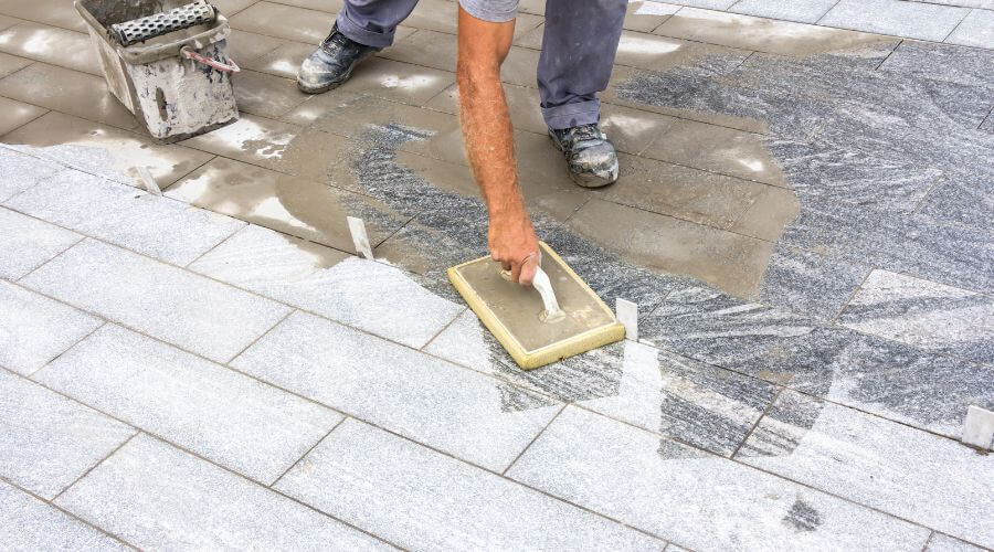 Expert Emergency Roof Repairs services in Hewlett, NY